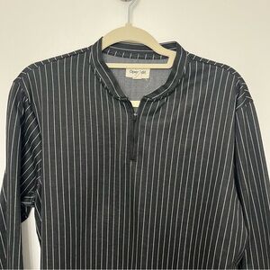 Open Edit Men's Black Pinstripe Casual Shirt